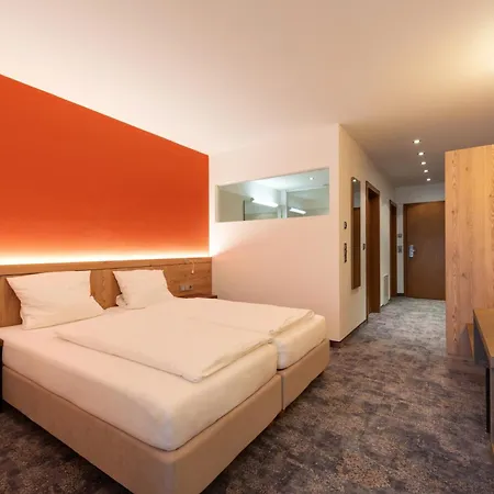 Alpenland Hotel